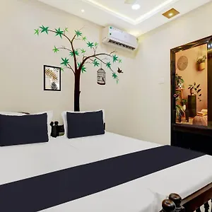 Super O Pulari Backwater & Hotel